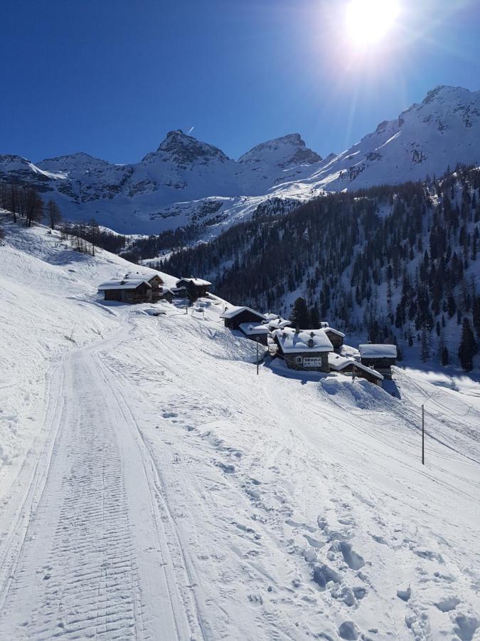 L' Aroula Rooms & Restaurant Champoluc Exterior foto